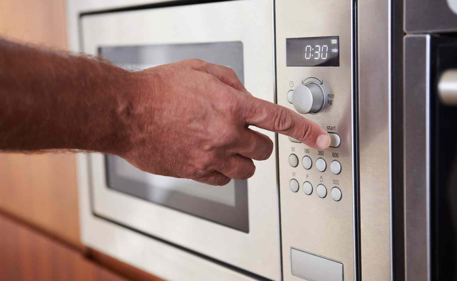 Die richtige Mikrowelle kaufen: Das solltest du beachten