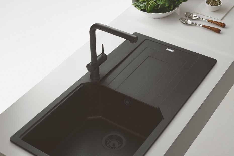 All in Black: Franke Spülen und Becken komplett in Schwarz